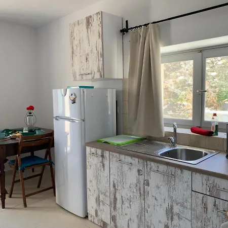 Attik Residencies * Livadi (Kythira)